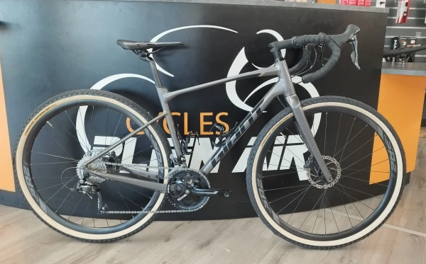 GIANT REVOLT 2