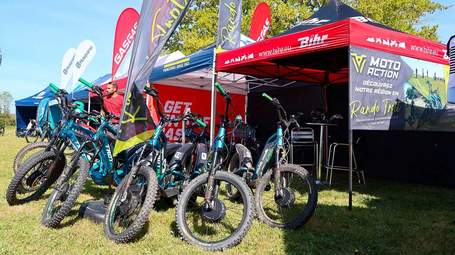 Les randos trottinettes de chez Moto Action - Le Printemps du Vélo