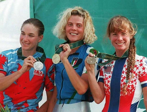 Photo du podium femme du VTT au jeux olympiques d'Atalanta en 1996